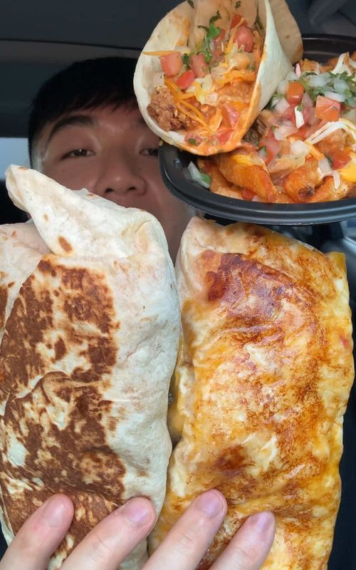 New Flamin Hot Cheetos burrito and Frank’s Red Hot Diablo items @tacobell  #fyp #viral #mukbang #foodie #losangeles #asmreating #unitedstates #fypシ゚viral #tacobell #burrito #tacos #dlameats #newmenu 