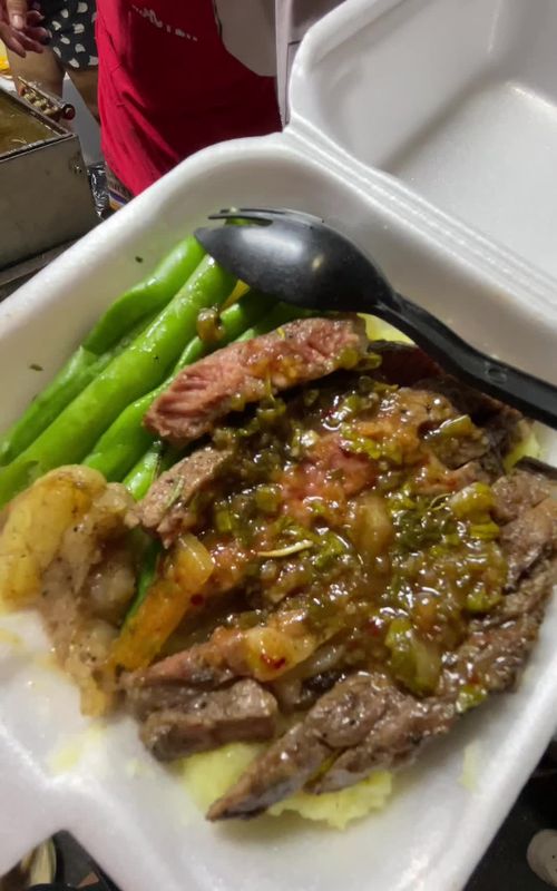 Honest review sa #viral na Steak sa Kalye sa #fusionalley 🫶🏼 #EatsMommyLove #foodtrip #steak 