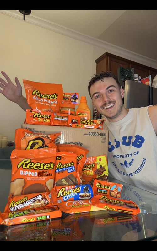 Trying and ranking every flavor of @Reeses #reeses #tastetest #rank