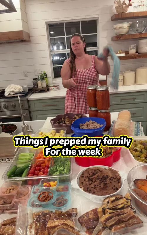 Had to run this song back one more time! Let me know if you want any of these recipes this week! #themhoffers #themhoffersmealprep 