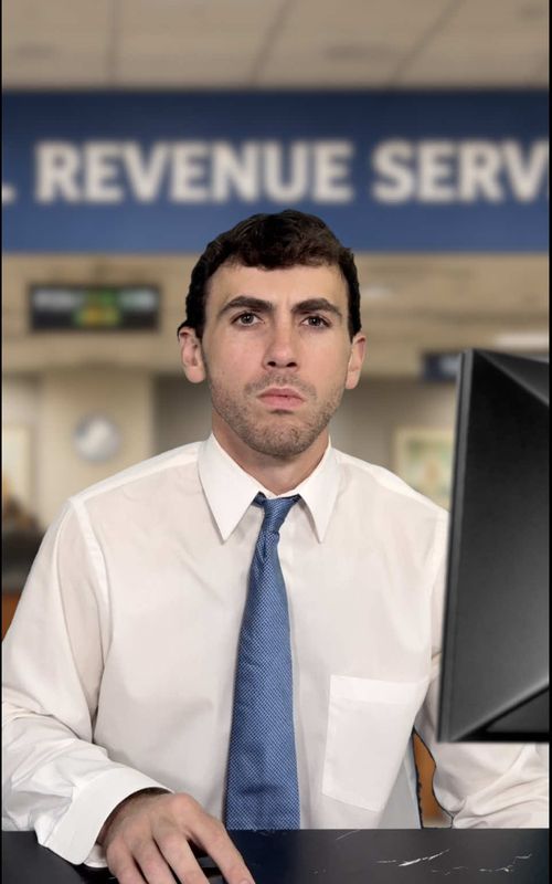 I’m unsubscribing from taxes this year #taxes #comedyskit 