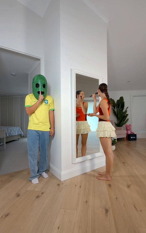 WAIT FOR IT! 😱 #joke #funny #prank 