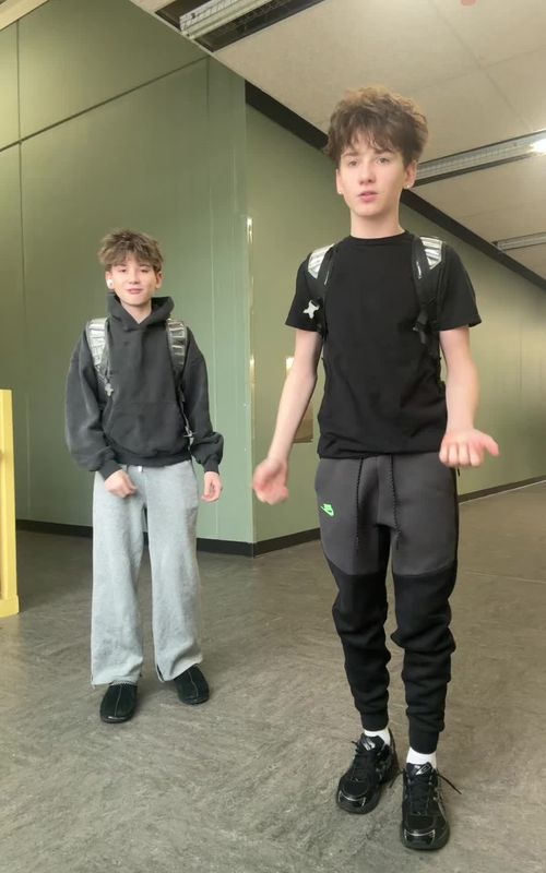 New energy unlocked @F❕🧲🎧 #fyp #videoviral #viraldance #trend #dance 