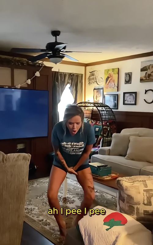 Family scared 🤣🤣##jumpscare #prank #fun #family #challenge 