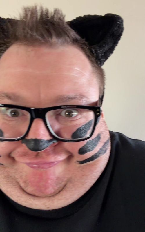 I’m a kitty cat! #kitty #cat #meow #cringe #cringy 