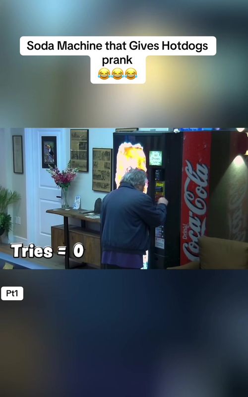 Soda Machine that Gives Hotdogs prank #fyp #prank #trending #funnyvideo #foryoupage 