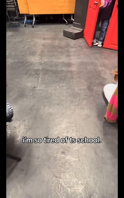 Super, mega cringe moments #cringe #cat #fyp #tiktokcreators 