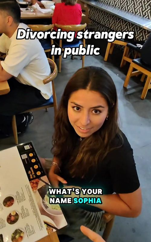 Follow for more content like this 😂 #funny #prank #troll 