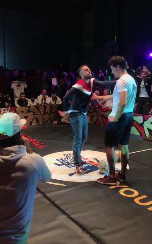How to finish a freestyle football battle ⚔️✨ #sheeesh
