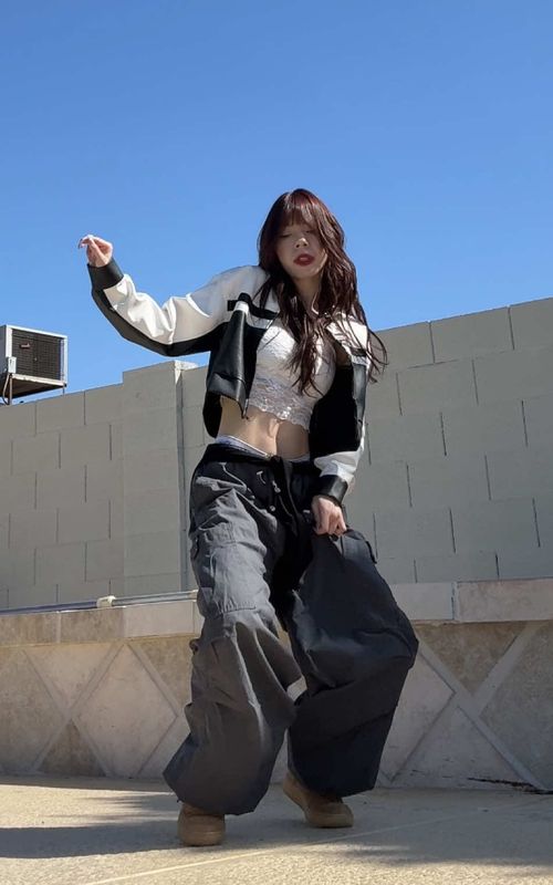 like @JENNIE 😮‍💨 @WEDEMBOYZ #likeJENNIE #jennie #dancechallenge #blackpink #mirrored 
