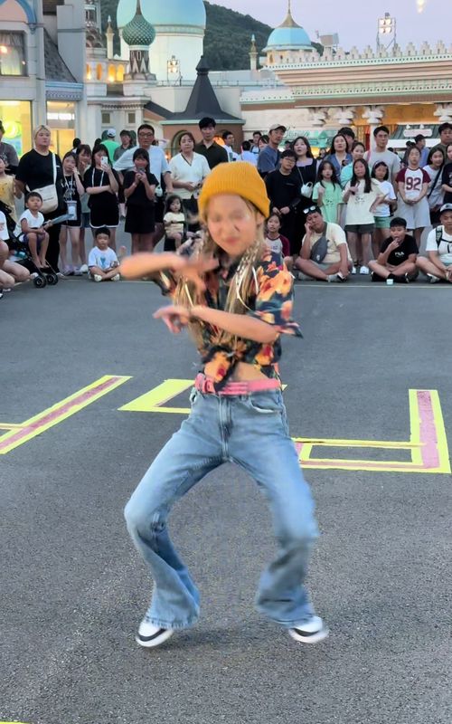 소정이가  추는 So Da Pop 댄스는? #춤추는곰돌 #춤추는곰돌의랜덤댄스 #kpop #댄스 #dance #afstarz #afstarzentertainment #afstarz댄스학원 #sodapop #netflix #kpopdemonhunters #에버랜드 
