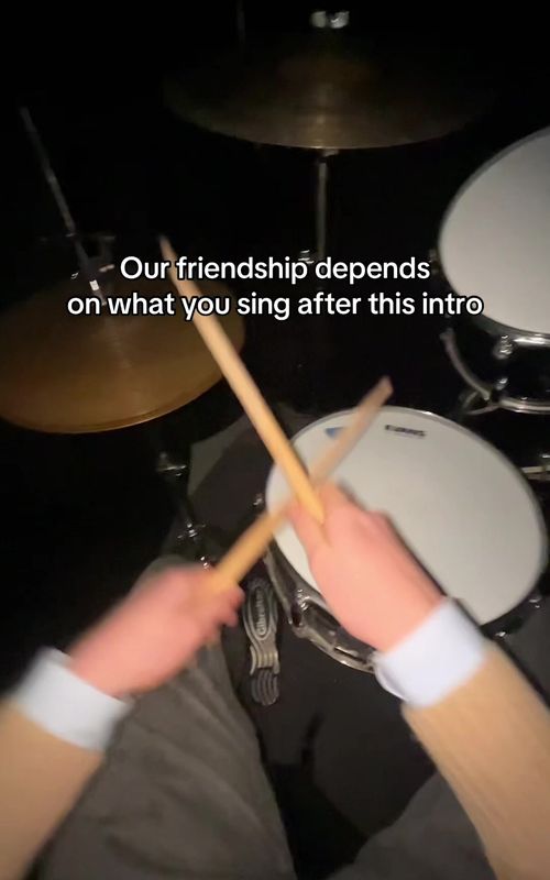 What song?🎵 #drums #fyp #viralvideo #musictok #drumming 
