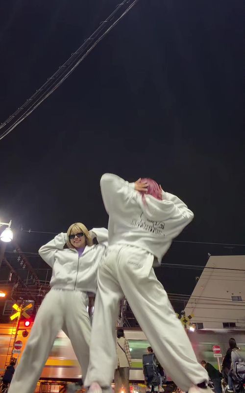 I feel happy when I dance this! How about you?🕊💐 #copines #potapota #dance #trend #流行り @Aya Nakamura 