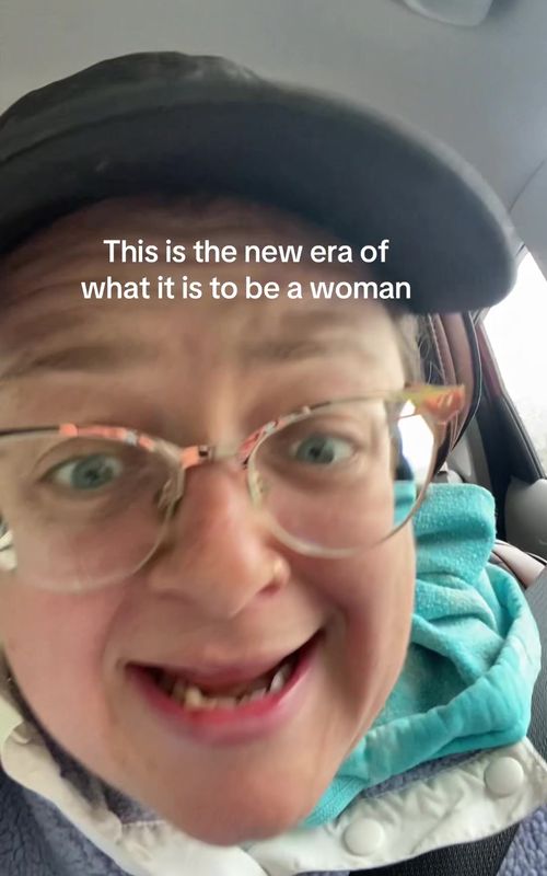 Some incredible elders have been teaching me so much on here. ITS ACTUALLY AMAZING TO BE ALIVE AS A WOMAN RIGHT NOW WE GOTTA KEEP GOING. #decentermen #feminism #empowerment #spirituality #motivational 