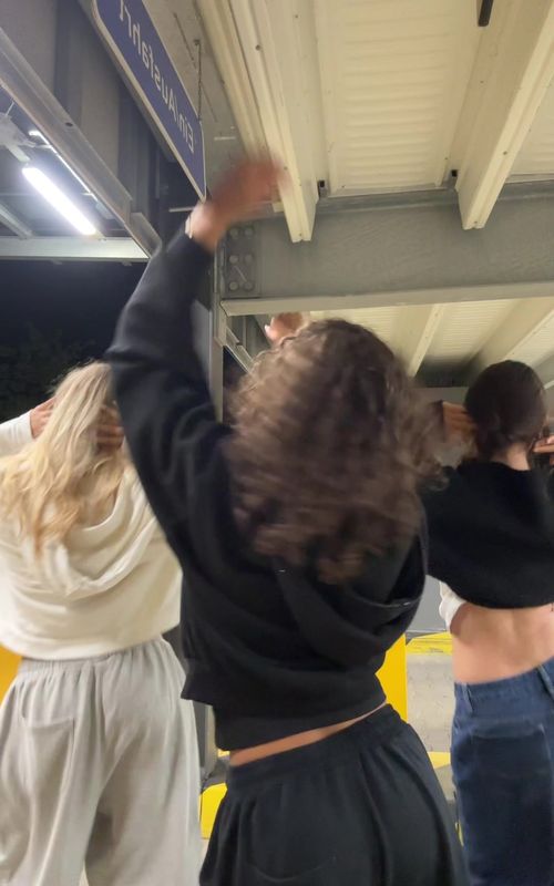 🤠🤠| dancers: @aliya @melanie.br @weni | dc: ? #dance #dancechallenge #dancetrend #dancetrend2025 #eutofazendo 