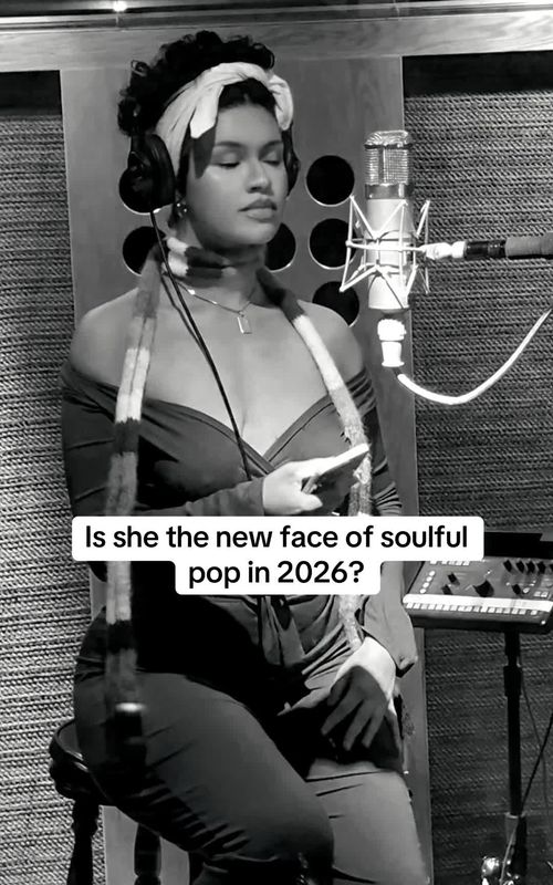 Wasn’t expecting that voice @aiyanaleeonthetrack #aiyanalee #fyp #artist #soul #pop 