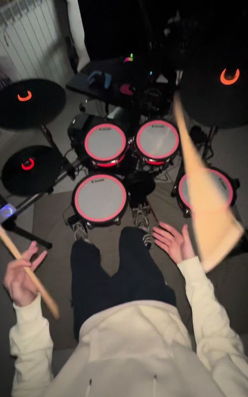 One More Night (on the @Donner Music backbeat) #fyp #drums #drumcover #musictok #maroon5 