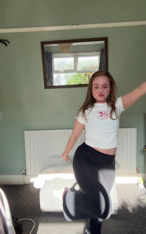 Tho took me soo long my back was sweating my upper lip was sweating just everything was a mess but enjoy 😭🚌 #dance #dancetok #doubledutchbus #dancetrend #fyp 