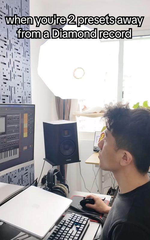 I'm both shocked and impressed by this discovery #musicproducer #producerlife #musicproduction #ableton #producer #fyp #dj #memes #producertok #hiphop