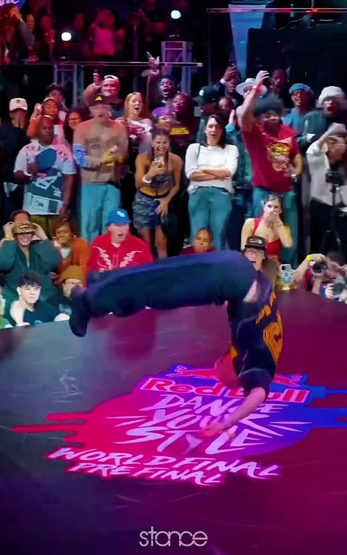 16 yr old Ian Hot Ko freestyle (Credit: @Stance) #dancebattle #streetdance #freestyledance #hiphopdance #streetdancer