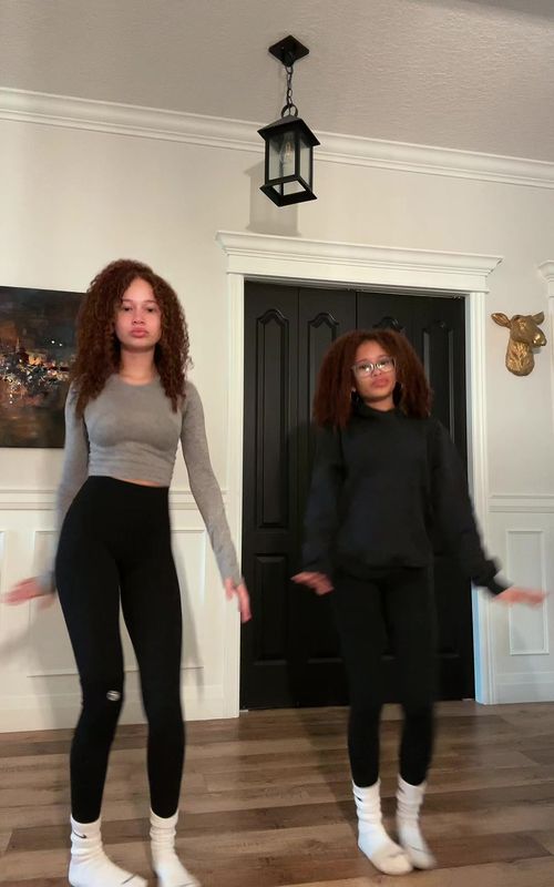 mink mink mink @️ #trendingdance #sisters #outfitinspo #viral #fyp 