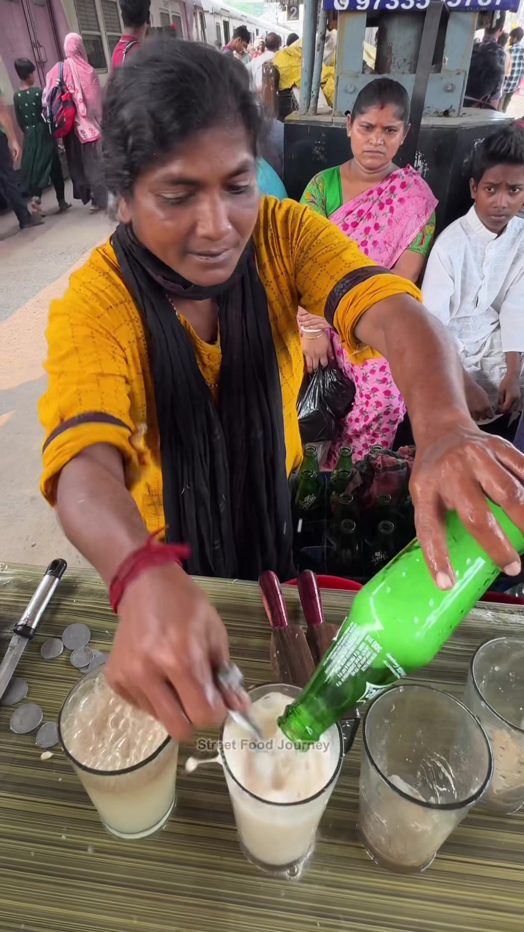 Super Busy! Indian Lady Sells Nuclear Lemon Soda 🔍 Business name  Nuclear Lemon Soda  📍Address  Baruipur, India 💵 Price  15 Rupee/$ 0.17 USD #india #streetfood #viral 