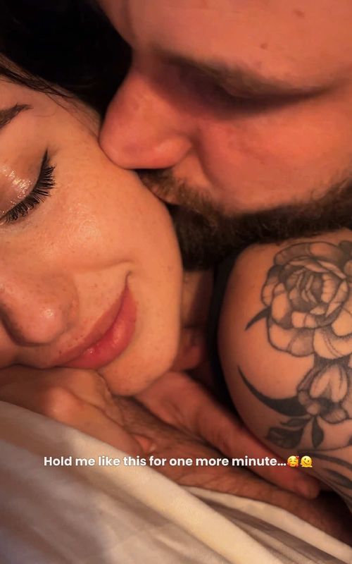 One more minute… 🥰🥹 #relationship #couple #lovestory #couplegoals #foryou 