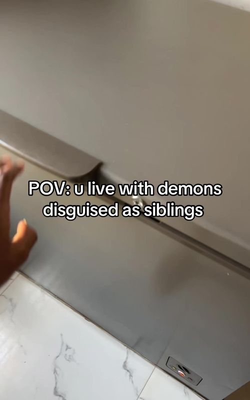 Tag that sibling that does this 😫😭🔪😂#nigeriatiktok🇳🇬🇳🇬🇳🇬 #fyp #funnyvideo 