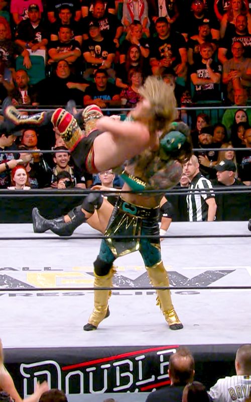 #AEWDoN 2019: Luchasaurus brought DESTRUCTION to the 21-man Casino Battle Royale! 🃏 Don’t miss #AEWDoN LIVE Sunday, May 24!