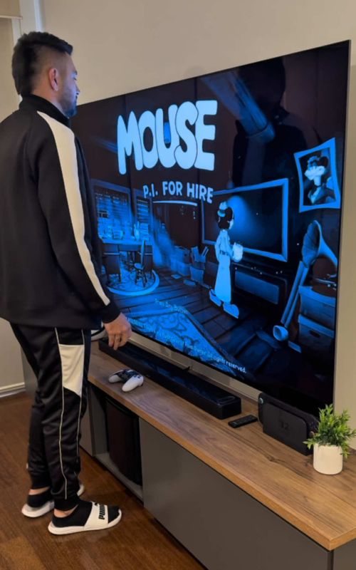 MOUSE PI For Hire PS5 Pro + Oled TV 83” 😍 #mousepiforhire #ps5 #GamingSetup #gaming #keymailer 