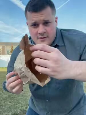 #magician #magic #magictrick #fyp #amazing #viral #magictricks