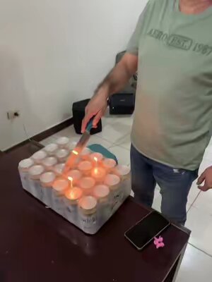Estuvo bueno el pastel y nos echamos 5 jajaj #cumpleaños #amigos #viral 