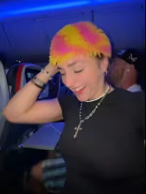 Yes, this was filmed in silence…@Journey #bob #flight #duo #dreadhead #flying #public #yolo #delta #airlines #funny #fyp #fypシ #viral #viralvideo #trending #girls #foryoupage #foryou @Ava Sue’s backup 