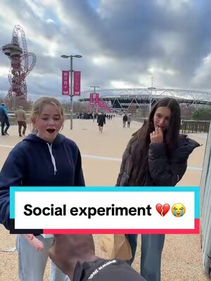 Be kind #fyp> #foryou #foryoupage #viral #handshake #social #experiment #😭 #💔 