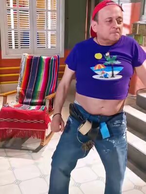 Esta canción me queda porque ando a dieta #Vecinos #fyp #viral #parati 