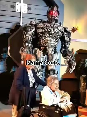 #funny #fypシ #viral #tiktok #universal #megatron 