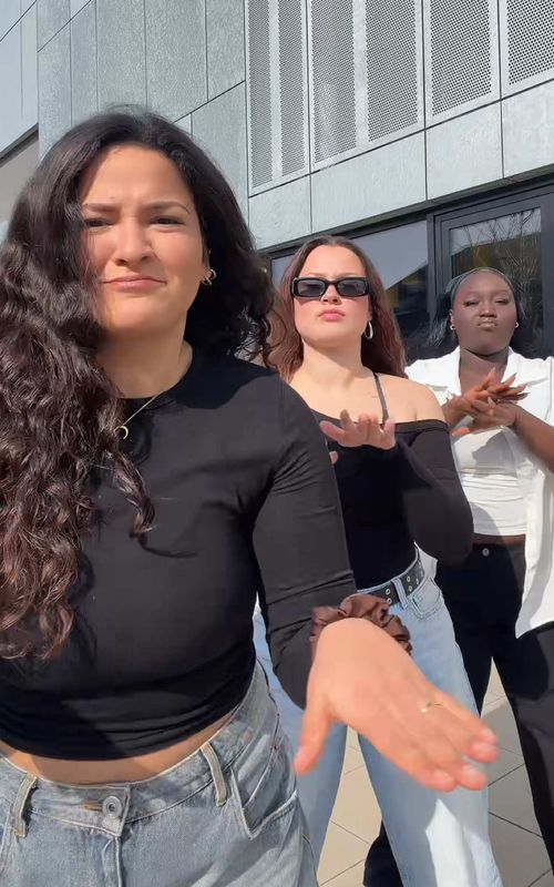 VAI NO PAL pt 280. kommentiert mal welche neuen Tänze wir machen sollen ✨ @Sinem.RA @Lilli.RA @Binta.RA @Seren.RA  #dc #dance #tiktokdance #dancetrend #dancechallenge 