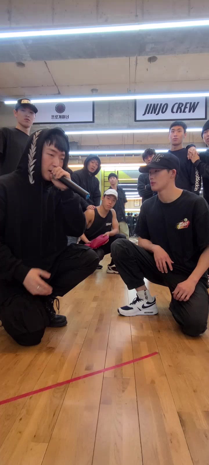 The best reaction ever!!!🔥🤣 #beatboxchallenge #jinjocrew #fyp #추천 @jinjoofficial @bboyvero @jinjojavelin