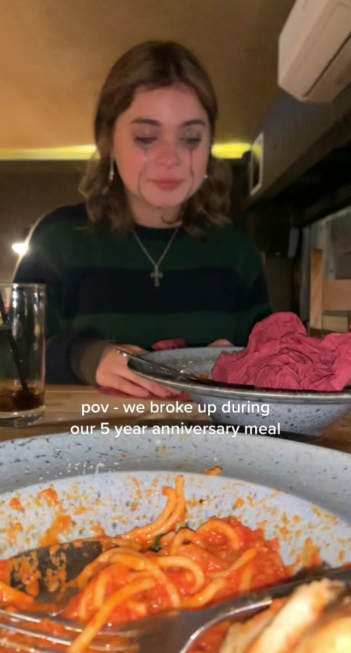 atleast the food slapped #fyp #date #gonewrong #brakeup 
