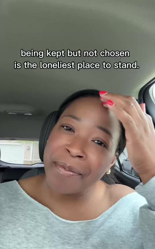 Being kept is not the same as being chosen. Don’t let comfort keep you somewhere love already left. 💔 #KeptButNotChosen #RelationshipTruths #RawAndReal #LoveYourselfFirst