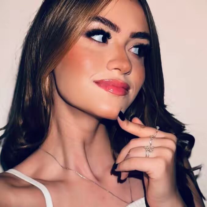 Isa  💖💐🌟