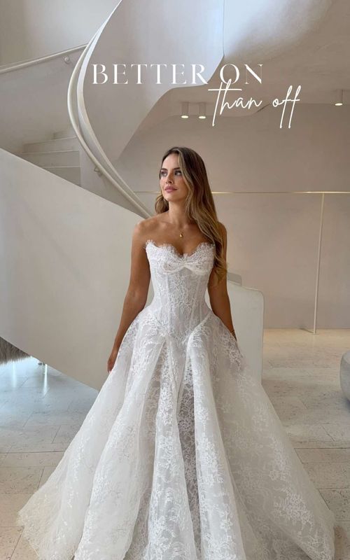 Better on than off! Do you love Positano as much as we do? Tell us below ✨ #weddingtiktok #bridetok #2026bride #2027bride 