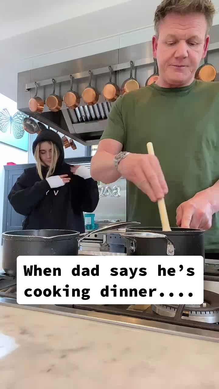 Guess who’s cooking I prefer 😳🤫 @gordonramsayofficial #fyp