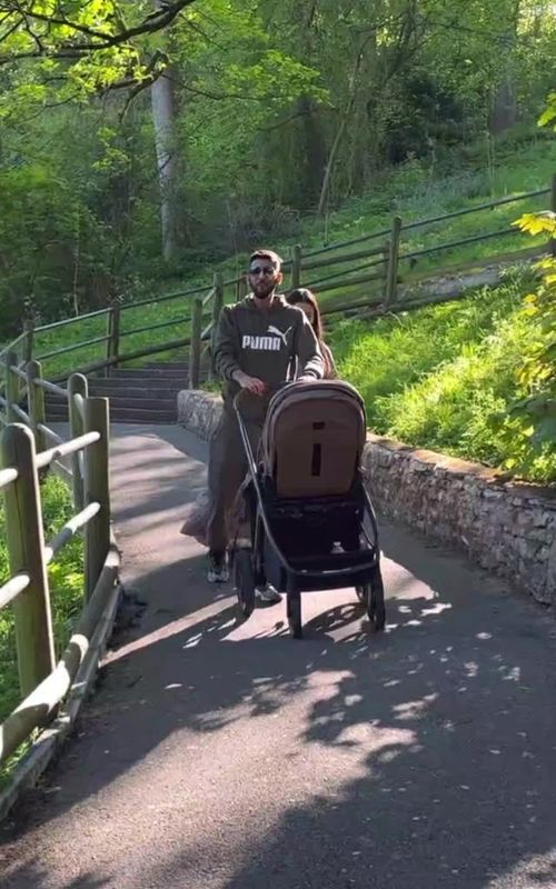 A BEAUTIFUL SUDDEN OUTING WITH ALL THE FAMILY 🤩 WHAT AN AMAZING DAY 😮 . #shaniisworld #fufuandanmol #dayout #couplegoals #familyvlog 