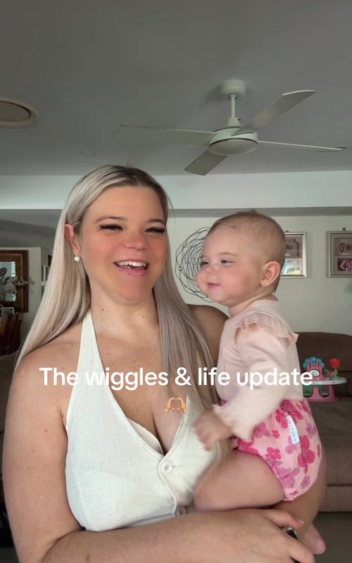 I apologise if I look terrible, but here’s our life update and seeing the wiggles 🥰🫶🏼 #fypシ゚viral#momtok#thewiggles 