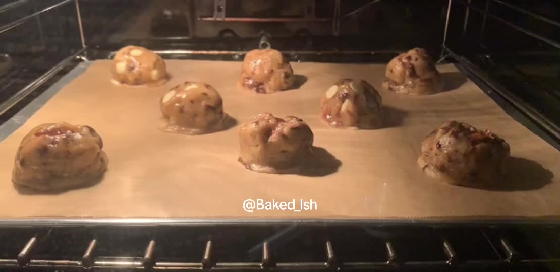 Cookie Wop Wop 🤣 #fyp #fypシ #foryou #wopchallenge #cookies #dance #foodie #baked_ish 
