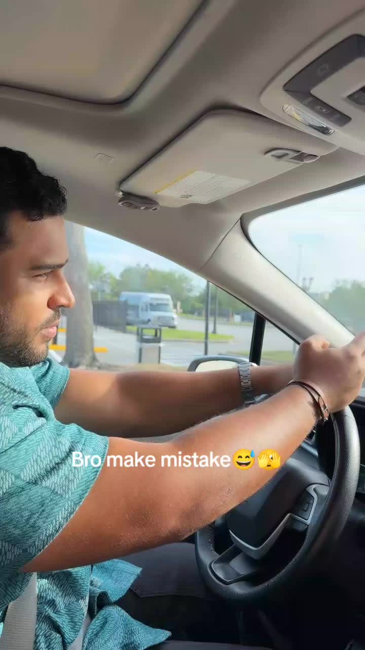 Bro make mistake😅🫣#Love #viral #1millionaudition #clips #trending 