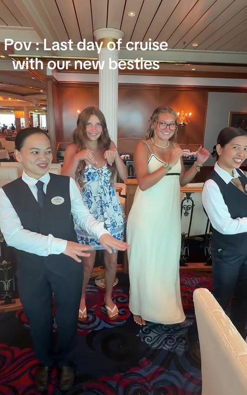 Caught a vibe 💃  @shelbyhardister2  #cruise #cruisetok #fyp #dance #trending 