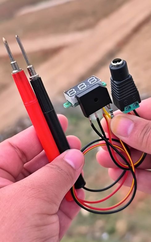 Create a Simple Led & zener Diode tester #Electronics #DIYProjects #TechUK #USTech #Technology 