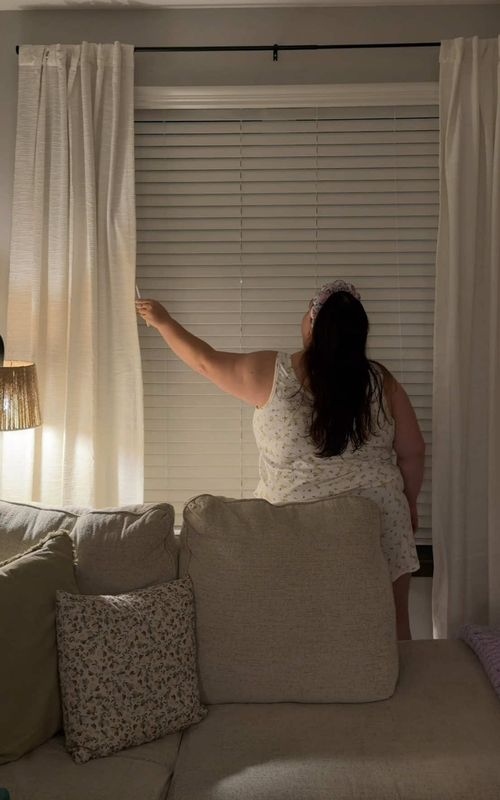 my post-work from home routine 😌 i loved spending time on my patio and watching the storms roll in⛈️⚡️#nightroutine #cozyathome #cozyvlog #livingalone #SelfCare 